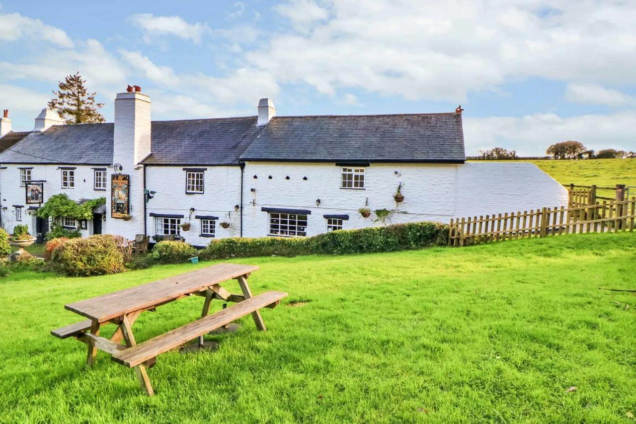 Finest Retreats - The Old Church House Inn Broadhempston Extérieur photo
