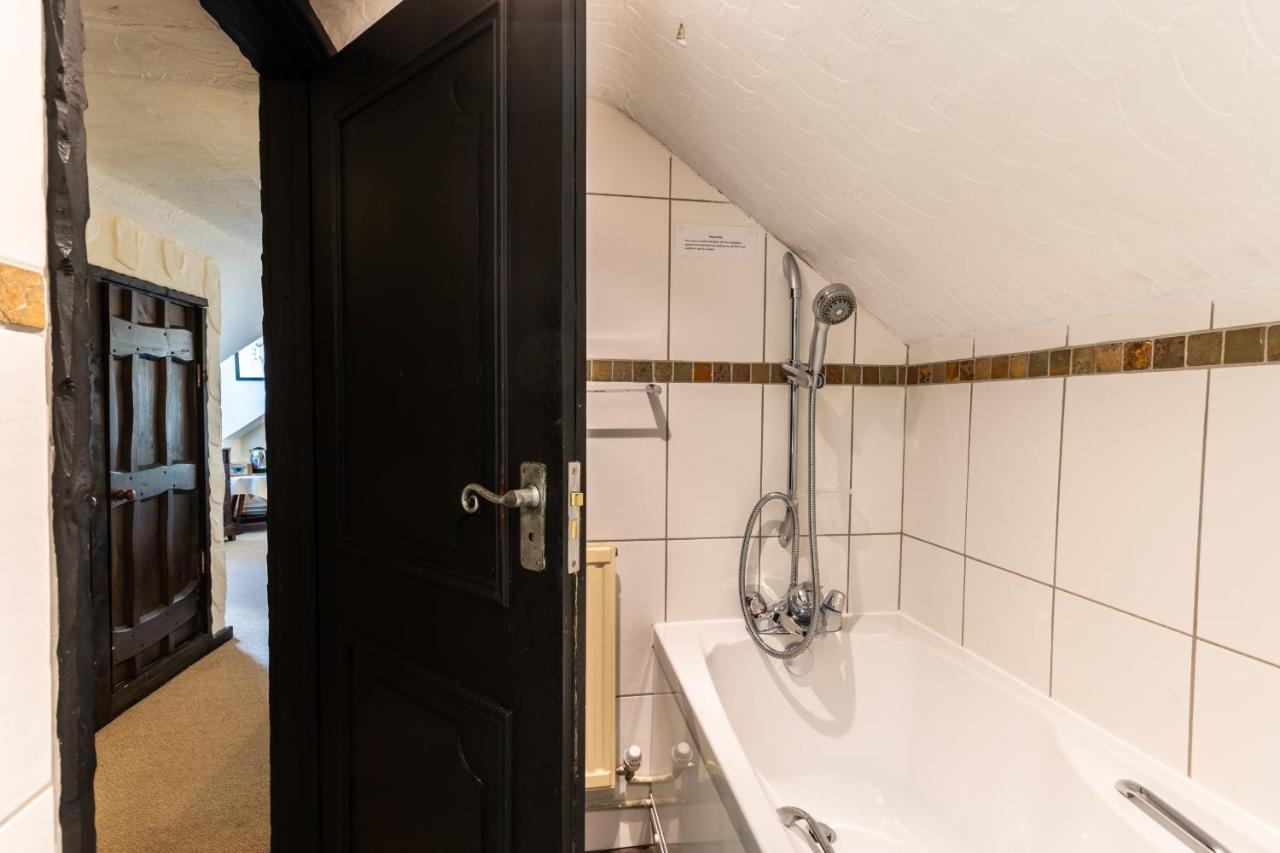 Finest Retreats - The Old Church House Inn Broadhempston Extérieur photo