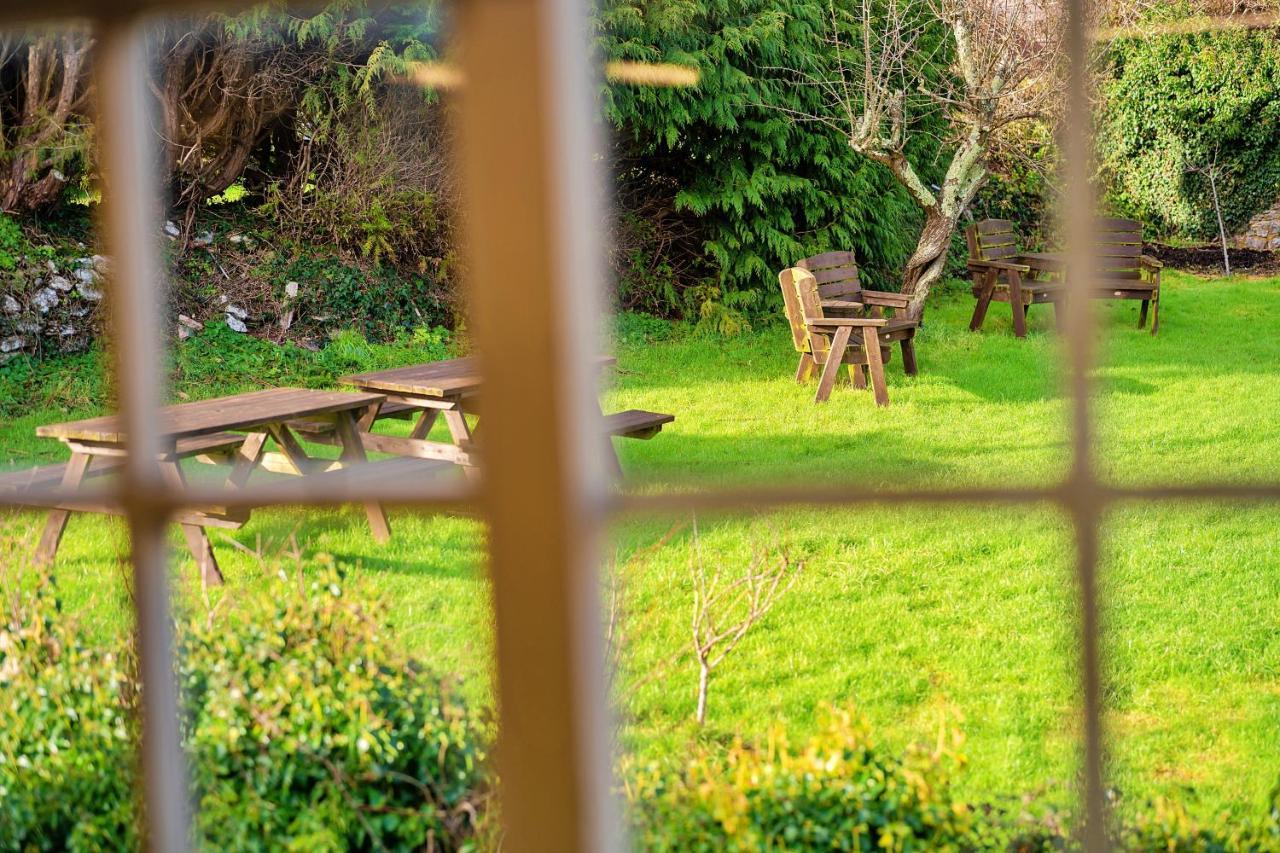 Finest Retreats - The Old Church House Inn Broadhempston Extérieur photo
